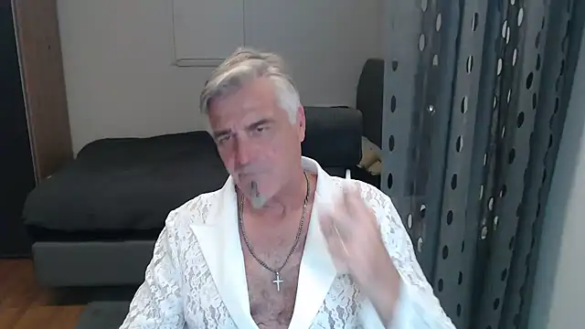 Buidapest online show from 07/20/26, 05:37