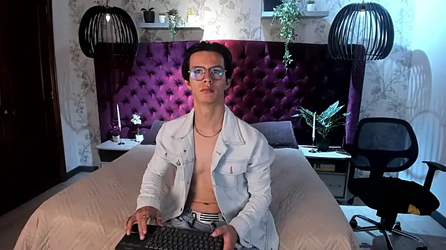 Brandon starkk online show from 11/23/25, 11:54