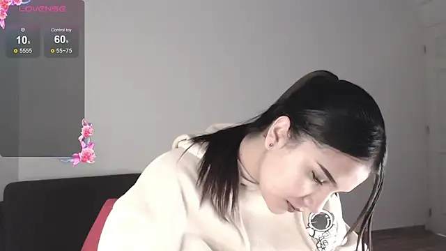 Snapshot of kallesy02 chatting on 12/14/25, 02:55 kallesy02 online show from 12/14/25, 02:55