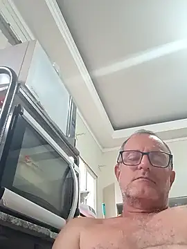 Snapshot of nard53 chatting on 01/17/26, 10:42 nard53 online show from 01/17/26, 10:42