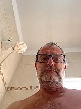Snapshot of nard53 chatting on 02/14/26, 10:56 nard53 online show from 02/14/26, 10:56
