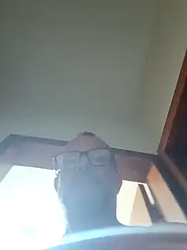Snapshot of nard53 chatting on 04/02/26, 12:30 nard53 online show from 04/02/26, 12:30