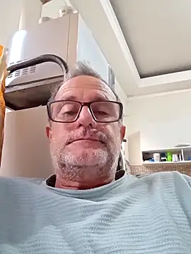 Snapshot of nard53 chatting on 05/03/26, 11:38 nard53 online show from 05/03/26, 11:38