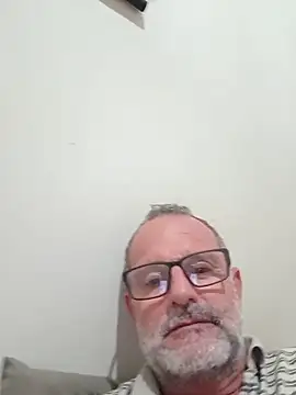 Snapshot of nard53 chatting on 06/10/26, 11:03 nard53 online show from 06/10/26, 11:03