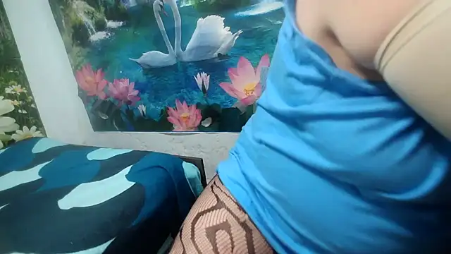 AnnaXGoldX online show from 05/26/26, 12:23
