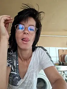 Snapshot of JoannaRoom94 chatting on 07/27/26, 07:15 JoannaRoom94 online show from 07/27/26, 07:15