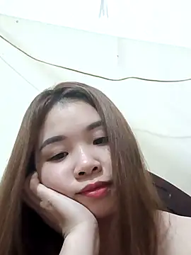 Snapshot of Queen-hot111 chatting on 11/17/25, 02:56 Queen-hot111 online show from 11/17/25, 02:56