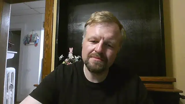 Snapshot of TheOneDonShaun chatting on 04/09/26, 06:19 TheOneDonShaun online show from 04/09/26, 06:19