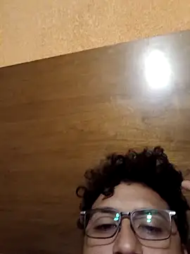 Snapshot of Chiquitopapa6920 chatting on 11/17/25, 05:57 Chiquitopapa6920 online show from 11/17/25, 05:57