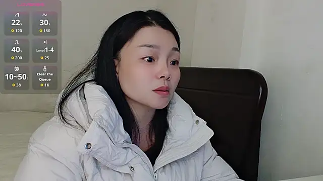 Aggie31 online show from 11/18/25, 03:34