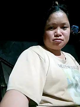 Snapshot of Ava-120 chatting on 11/17/25, 02:23 Ava-120 online show from 11/17/25, 02:23