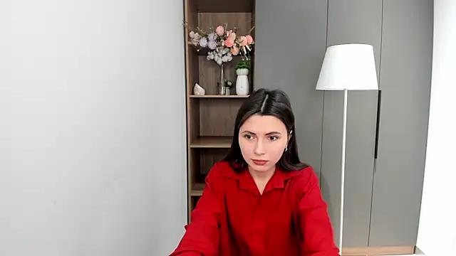 LibbyLedec online show from 11/20/25, 03:18