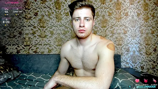 Snapshot of Maxhornyblondieman chatting on 03/15/26, 09:48 Maxhornyblondieman online show from 03/15/26, 09:48