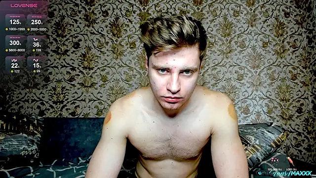 Snapshot of Maxhornyblondieman chatting on 03/19/26, 09:13 Maxhornyblondieman online show from 03/19/26, 09:13