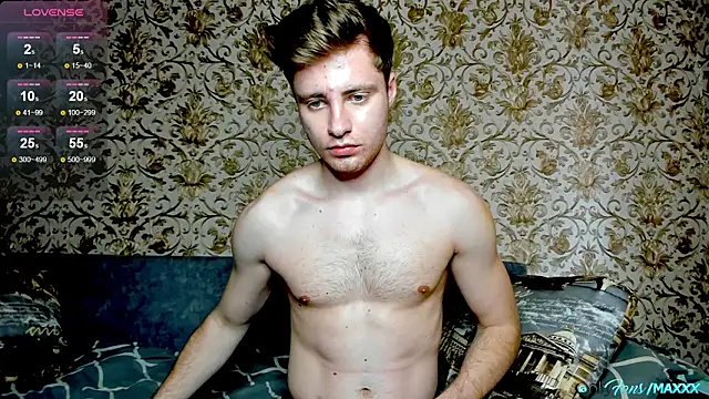 Snapshot of Maxhornyblondieman chatting on 03/20/26, 11:04 Maxhornyblondieman online show from 03/20/26, 11:04