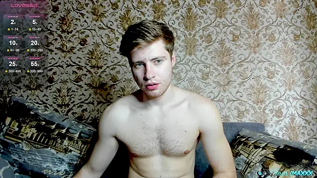 Snapshot of Maxhornyblondieman chatting on 03/31/26, 10:48 Maxhornyblondieman online show from 03/31/26, 10:48