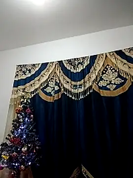 Snapshot of noah77_ chatting on 11/28/25, 02:36 noah77 online show from 11/28/25, 02:36