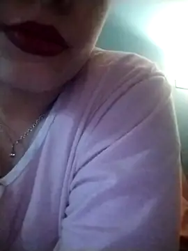 Snapshot of boranora87 chatting on 11/17/25, 03:29 boranora87 online show from 11/17/25, 03:29