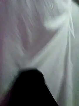 Snapshot of Chiplikk6009 chatting on 11/21/25, 08:24 Chiplikk6009 online show from 11/21/25, 08:24