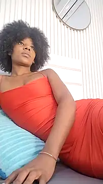 Snapshot of Afro_Luna chatting on 03/27/26, 10:04 Afro Luna online show from 03/27/26, 10:04