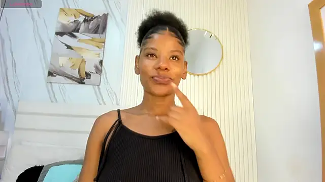 Snapshot of Afro_Luna chatting on 03/30/26, 10:27 Afro Luna online show from 03/30/26, 10:27