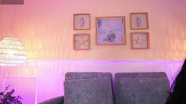 MeganLowell online show from 04/28/26, 07:08