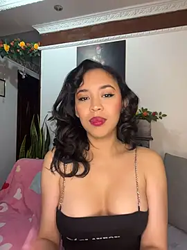 Esmerald 1111 online show from 06/11/26, 10:35