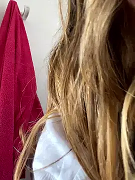 Snapshot of GeorginaBlack chatting on 12/05/25, 04:36 GeorginaBlack online show from 12/05/25, 04:36