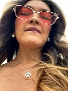 Snapshot of GeorginaBlack chatting on 12/16/25, 05:07 GeorginaBlack online show from 12/16/25, 05:07