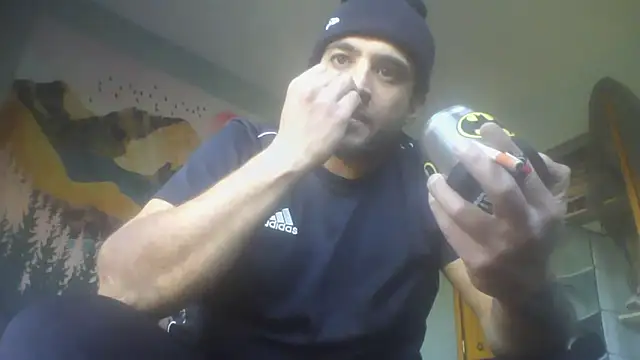 Snapshot of knox93 chatting on 11/20/25, 07:46 knox93 online show from 11/20/25, 07:46