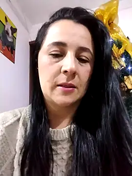 Snapshot of Sex_Annie chatting on 12/20/25, 04:52 Sex Annie online show from 12/20/25, 04:52