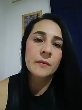 Snapshot of Sex_Annie chatting on 05/17/26, 04:10 Sex Annie online show from 05/17/26, 04:10