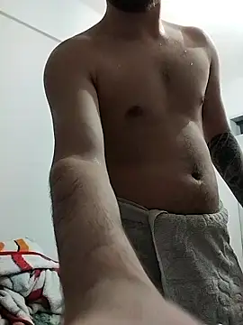 umtcns1 online show from 11/17/25, 09:42