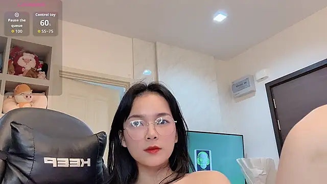 Snapshot of Achix58 chatting on 03/09/26, 04:00 Achix58 online show from 03/09/26, 04:00
