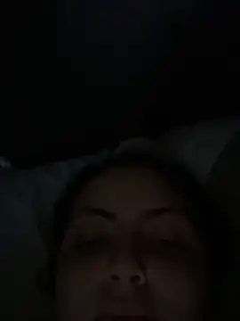 Snapshot of kashy111 chatting on 12/20/25, 10:00 kashy111 online show from 12/20/25, 10:00