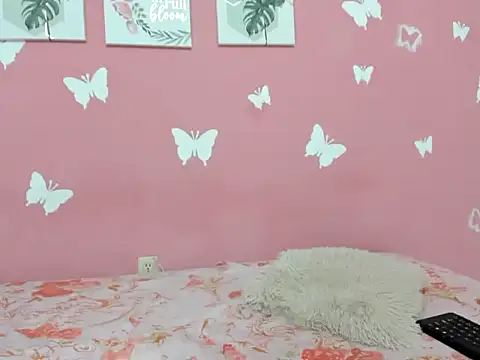 Snapshot of Big_5467 chatting on 11/22/25, 02:43 Big 5467 online show from 11/22/25, 02:43