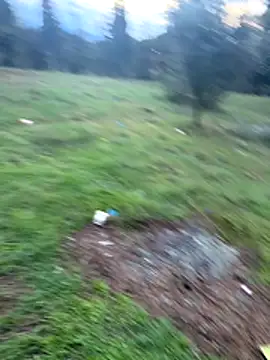 Snapshot of Locotre22 chatting on 11/18/25, 05:12 Locotre22 online show from 11/18/25, 05:12