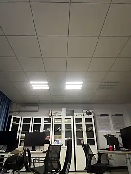 Snapshot of lubeiqu chatting on 11/19/25, 02:39 lubeiqu online show from 11/19/25, 02:39