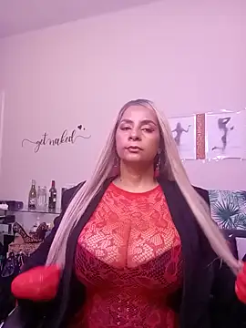 LaReineCleo online show from 06/18/26, 10:41