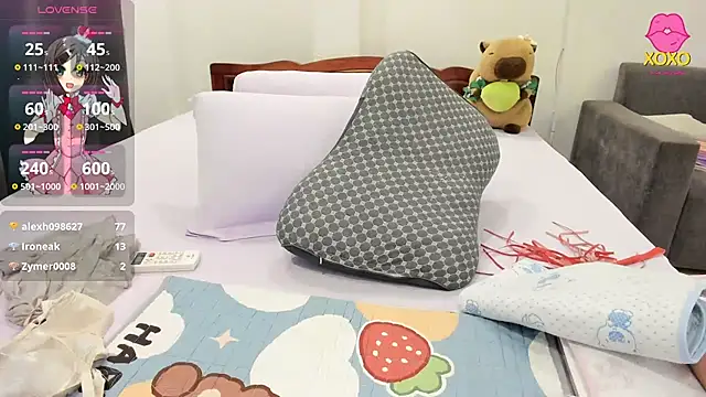 Teahyee online show from 07/28/26, 11:17