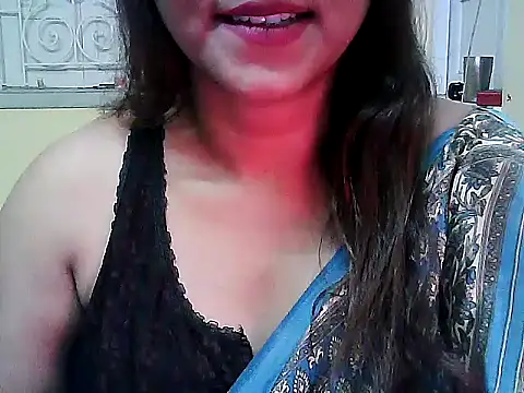 Snapshot of Tanu_Bengali chatting on 12/15/25, 11:03 Tanu Bengali online show from 12/15/25, 11:03