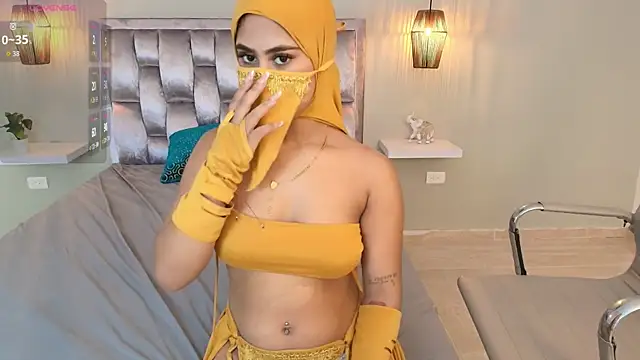 Snapshot of Natash_khalal chatting on 12/03/25, 09:02 Natash khalal online show from 12/03/25, 09:02