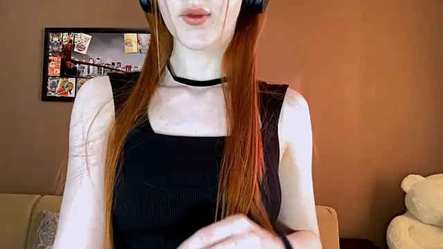 Snapshot of MichelinaCropleys chatting on 11/28/25, 06:16 MichelinaCropleys online show from 11/28/25, 06:16