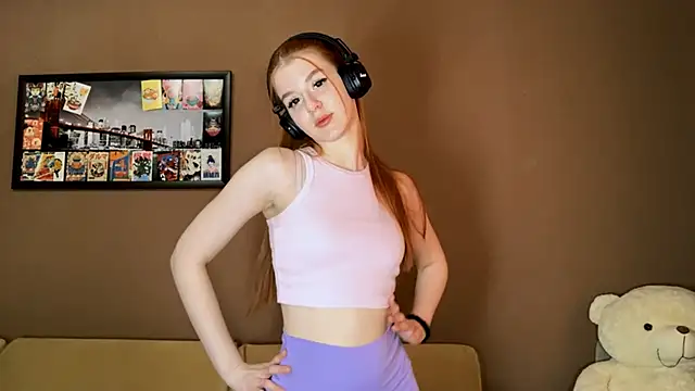 Snapshot of MichelinaCropleys chatting on 12/03/25, 07:16 MichelinaCropleys online show from 12/03/25, 07:16