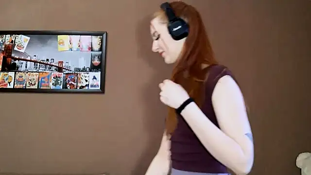 Snapshot of MichelinaCropleys chatting on 12/04/25, 07:06 MichelinaCropleys online show from 12/04/25, 07:06