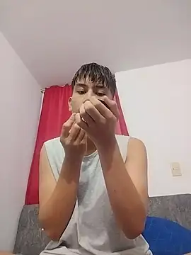 Snapshot of Peter_Seed07 chatting on 11/20/25, 10:42 Peter Seed07 online show from 11/20/25, 10:42