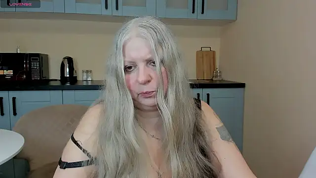 Snapshot of mariabelladonna chatting on 03/15/26, 10:05 mariabelladonna online show from 03/15/26, 10:05