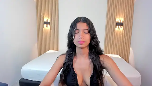 Snapshot of Ashleycooper5 chatting on 12/01/25, 08:36 Ashleycooper5 online show from 12/01/25, 08:36