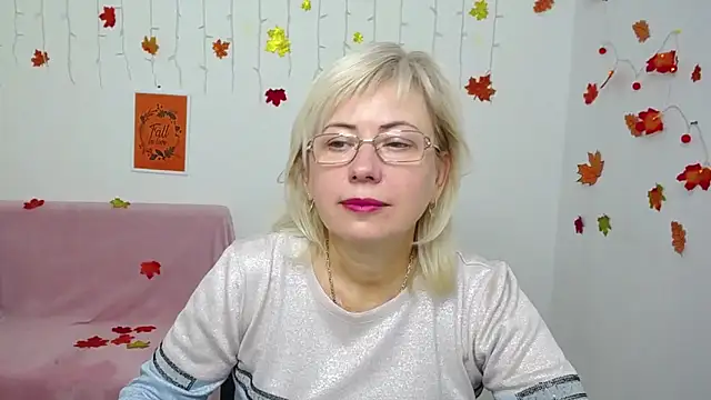 Snapshot of LaurenWishy chatting on 12/02/25, 06:08 LaurenWishy online show from 12/02/25, 06:08