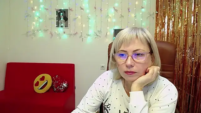 Snapshot of LaurenWishy chatting on 01/11/26, 06:18 LaurenWishy online show from 01/11/26, 06:18